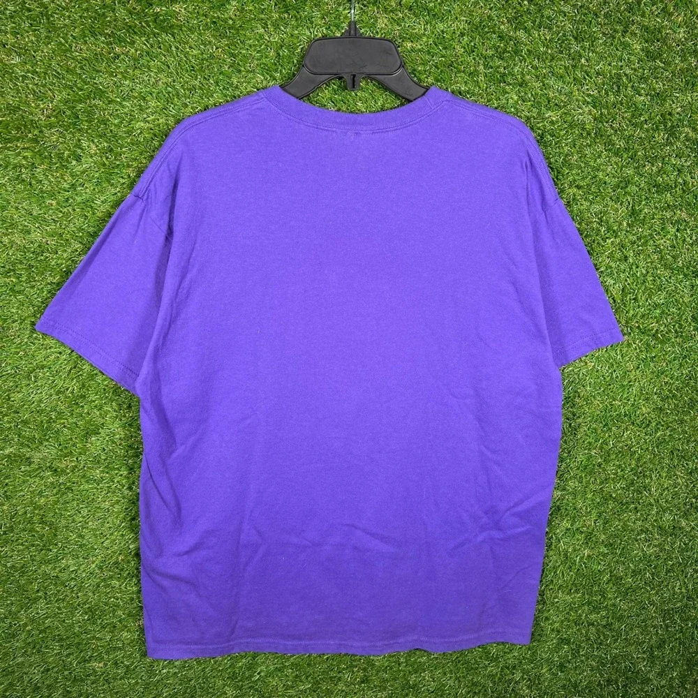 Hanes Heavyweight Red Hot Mamas Graphic T-Shirt Purple Mens‎ Large Vintage